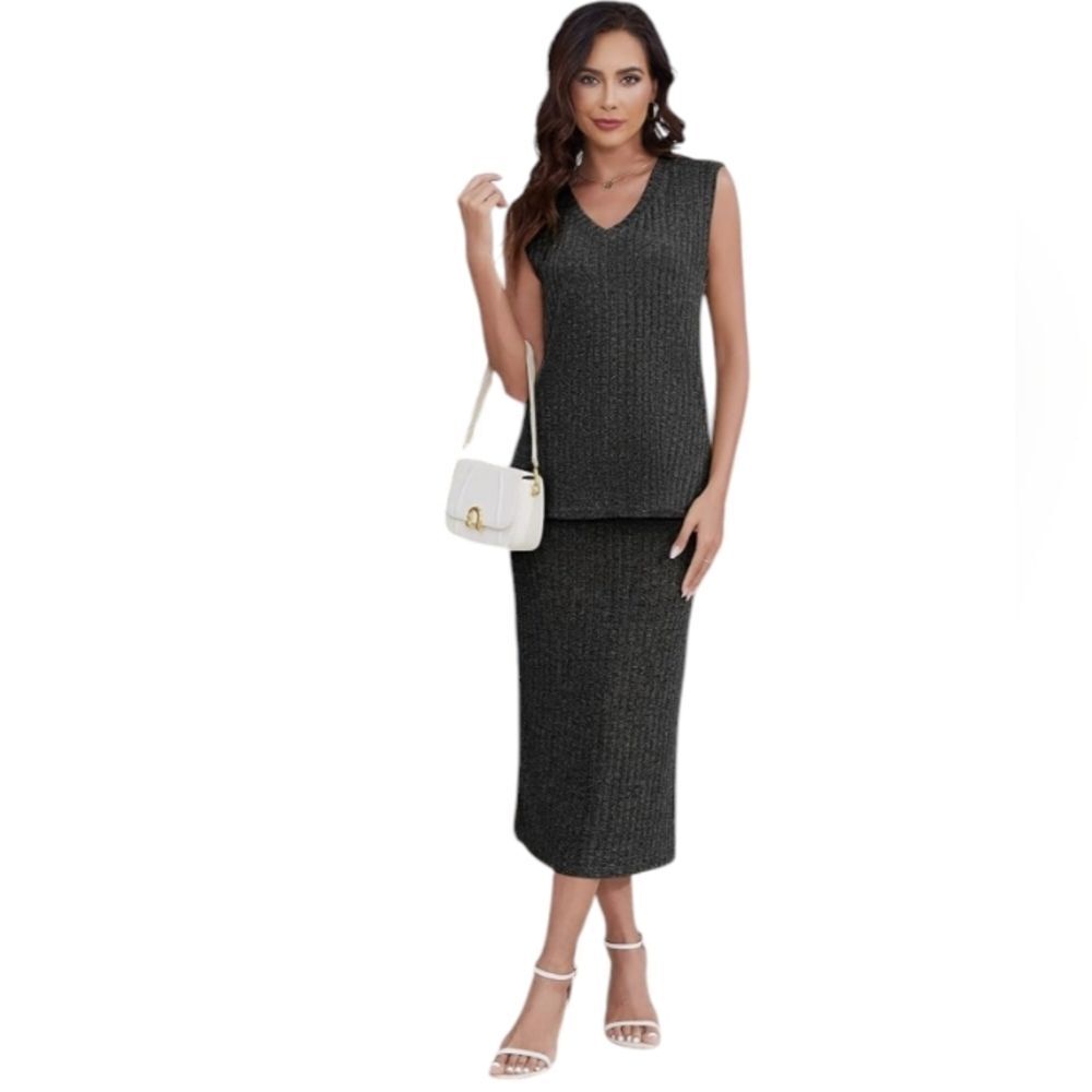 Two Piece Top and Skirt Set V-Neck Gray Ribbed Knit Sleeveless Med NWT